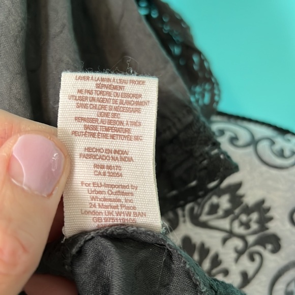 EUC Free People Cropped Blouse - Picture 8 of 8